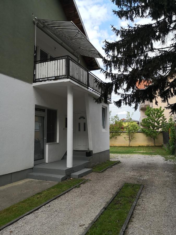 Апартаменты Apartman Sana Lux Sanski Most Экстерьер фото